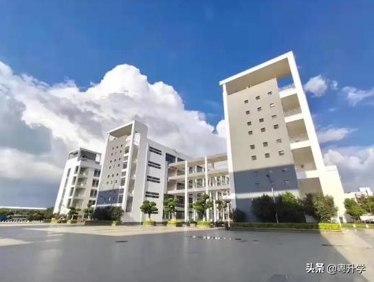 广州工商职业技术学院在哪里(广州工商职业大学)