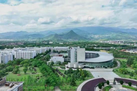 浙江师范大学招生办位置(浙江师范大学招生计划表)