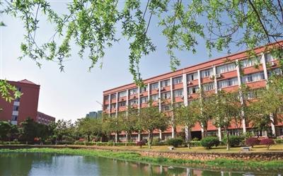 广州南洋理工职业学院地址(广州南洋理工职业学校的地址)