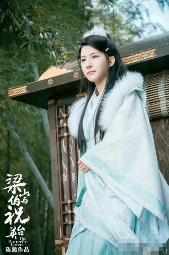 小灿男装很帅(小灿男装达人秀视频完整)