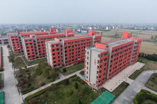 盐城卫校是大专还是本科(盐城卫校详细地址)